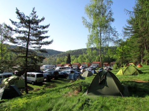Ostrov_camping_ostrovske_steny