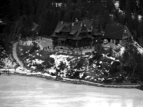 Schronisko_nad_Morskim_Okiem_grudzien